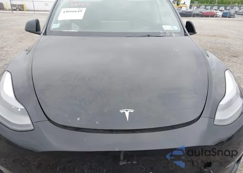 2023 Tesla Model Y Awd/Long Range Dual Motor All-Wheel Drive из США, поврежденный, VIN 7SAYGDEE8PA171469